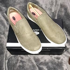 Dr. Scholls size 10M New in box
